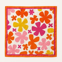 Floral Reverie — 90x90cm Silk Twill Scarf STFR001